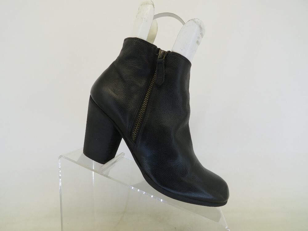 BP Womens Black Leather Zip Ankle Fashion Boots Bootie Size 9.5 M